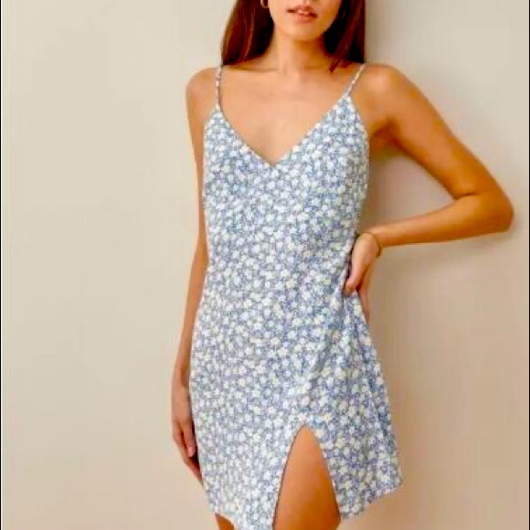 Discontinued NWT | Reformation Blue/White Mini 🌸 - Picture 1 of 3